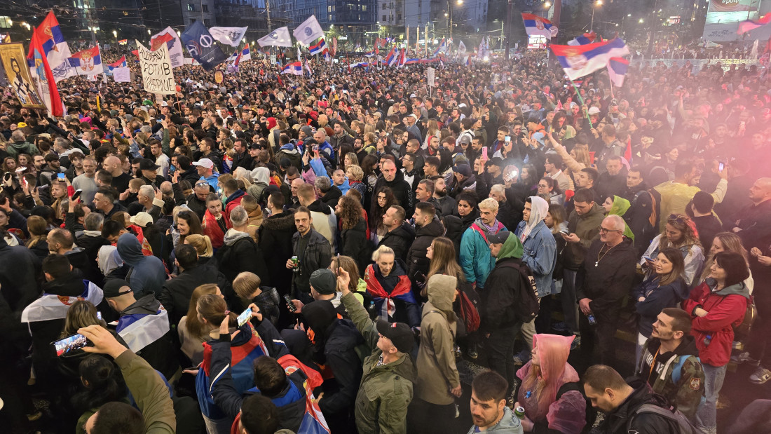 MO odbacuje navode o upotrebi zvučnog topa tokom protesta