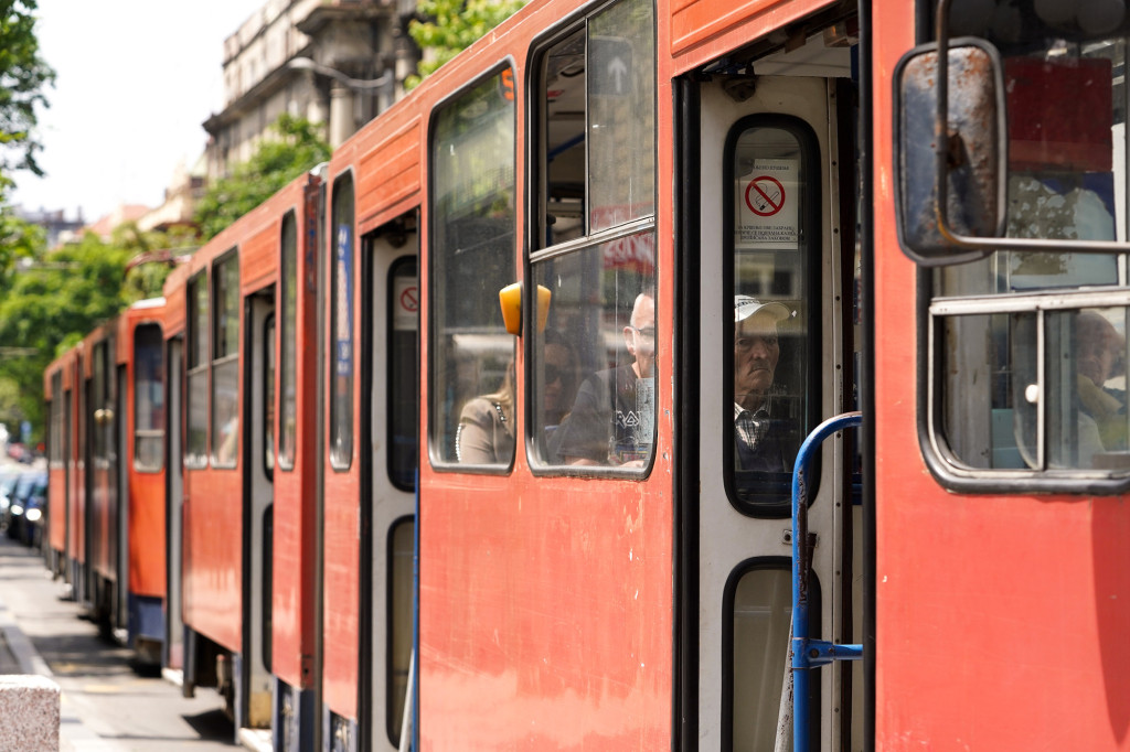 Muškarac zapalio ženu u tramvaju u Nemačkoj